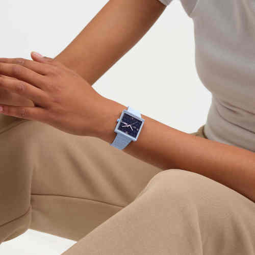淡蓝棱角,Swatch Essentials,￥840