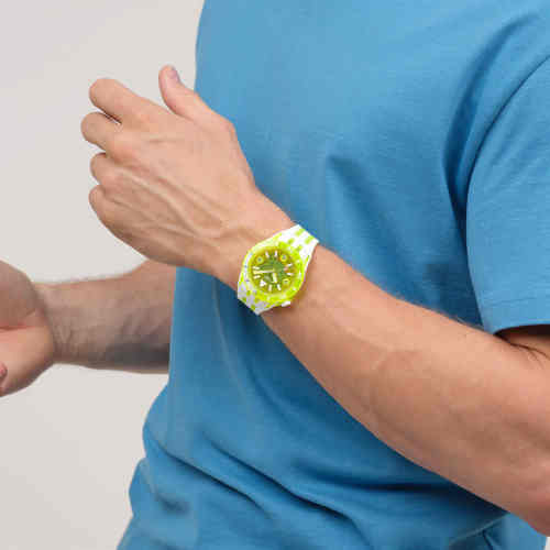 暖黄潜航,SWATCH SCUBAQUA,￥1,180