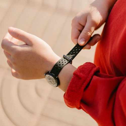 酷黑气泡,FLIK FLAK BUBBLY HOURS,￥400